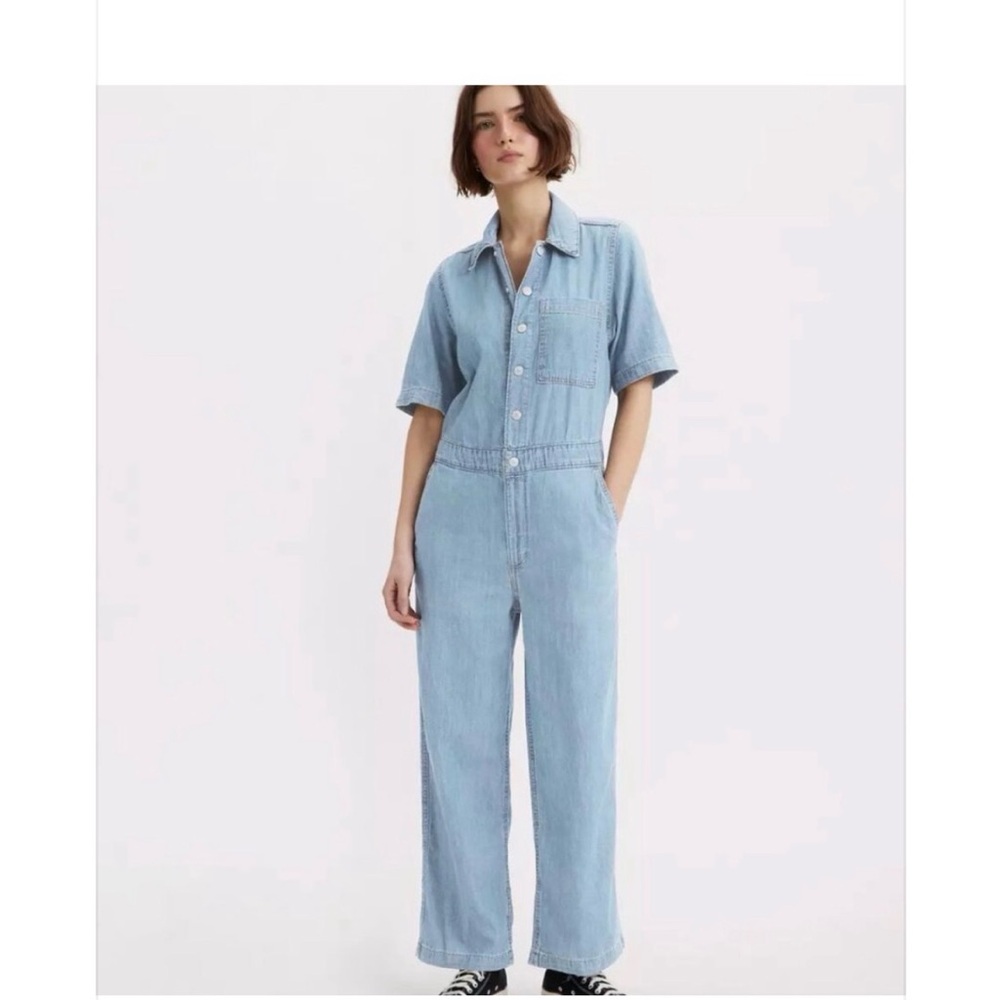 NWT Levi's Classic Blue Jumpsuit Denim Shirt